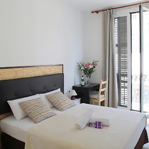 Pensión Balkonis, Barcelona