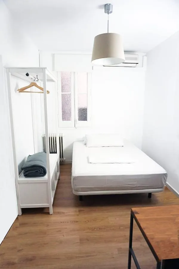 Coimpact Coliving Mallorca Barcelona 0*,  España