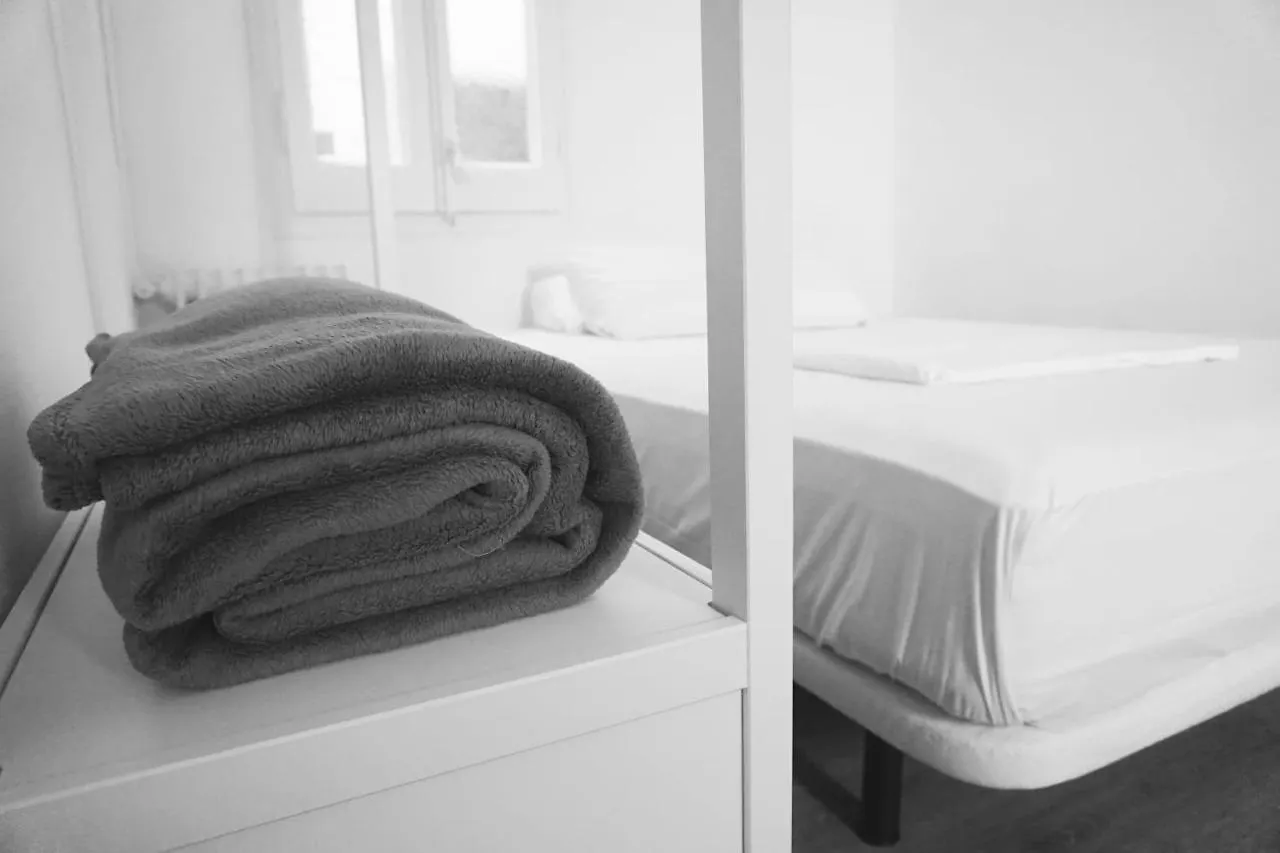 Hostal Coimpact Coliving Mallorca Barcelona España